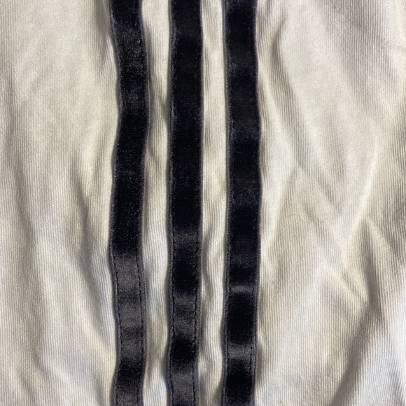 Women’s Adidas Workout Top - Picture 3 of 4